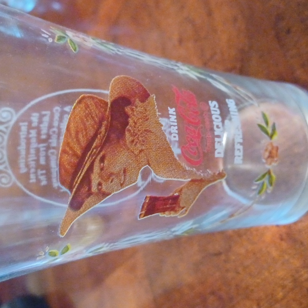 Vintage Coca Cola 16 oz glass. Collector Series 1,96775, Five of Six